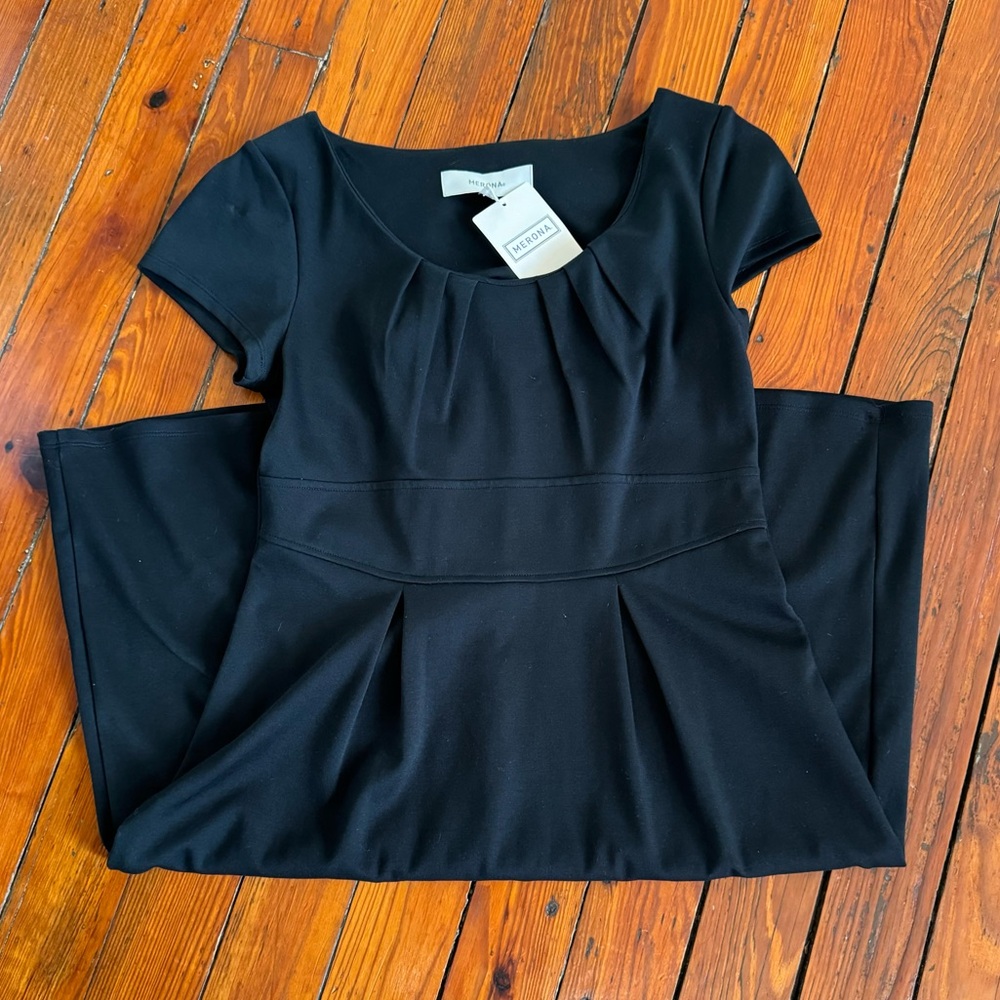 Fit & Flare Short Sleeve Black Dress Size Medium NWT